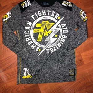 🔸 Long Sleeve American Fighter - Size Medium